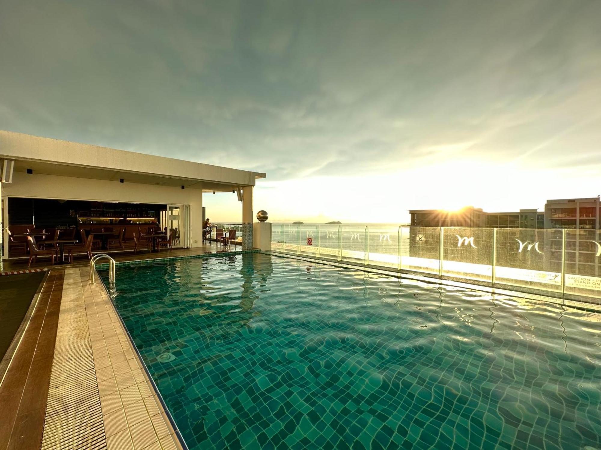 M Centro City Centre @ Gaya Street By Sunset Seaview Vacation Condos Kota Kinabalu Exteriör bild